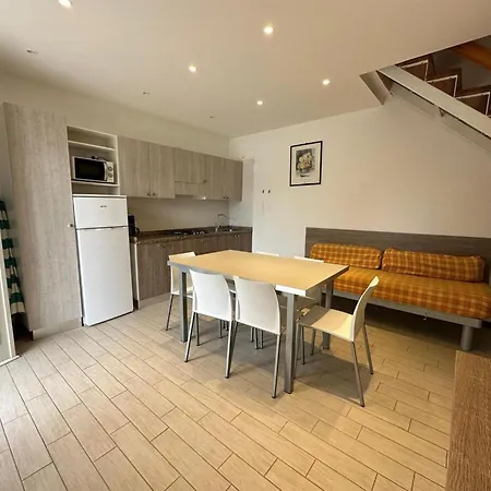 Villa Renovated With Garden And Pool Access Bibione